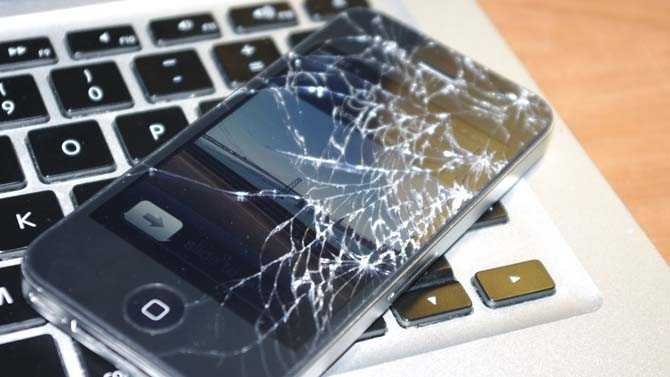 broken iphone