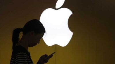apple woman phone