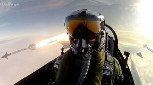 f16 selfie