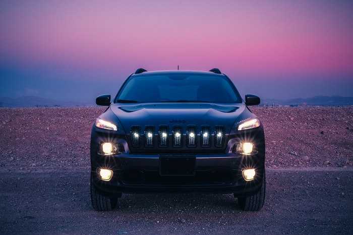 Jeep Cherokee hacking