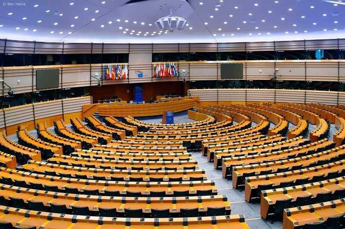 european parliament brussels Hacking Team