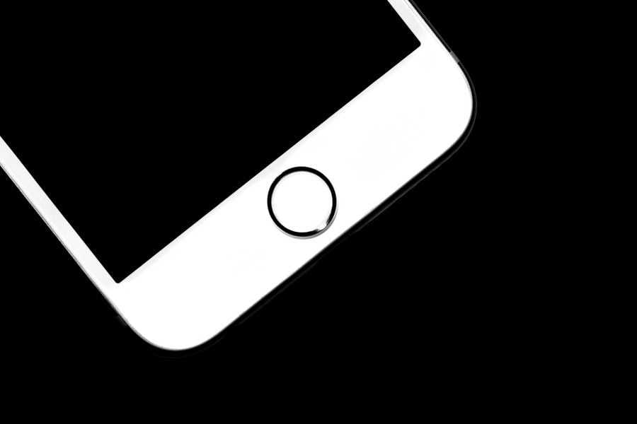 iphone dark