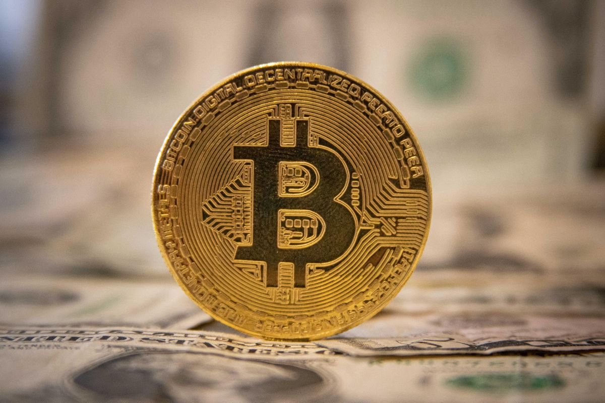 Bitcoin, crypto, currency