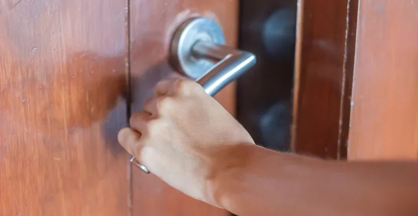 open door key insert