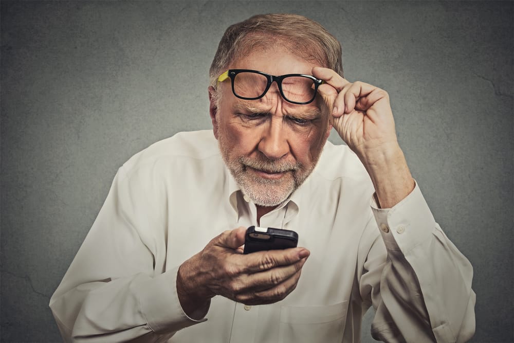 phone old man